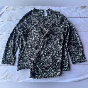 Mayfair Zebra Print Black and White Fleece Pajama Bottoms and Top Size Medium